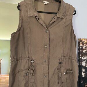EST 1946 ladies vest